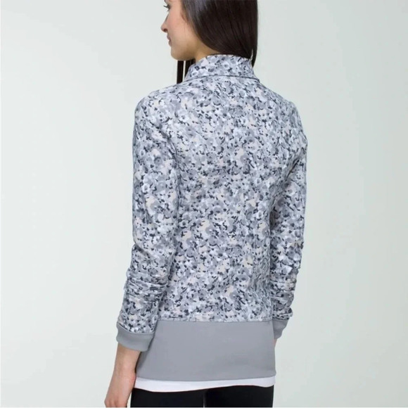 Lululemon Nice Asana Jacket - Picture 2 of 10